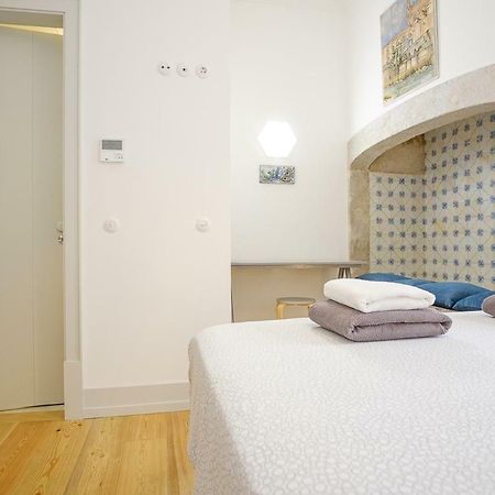 Superb Apartment In Historical Centre Lisbona Esterno foto
