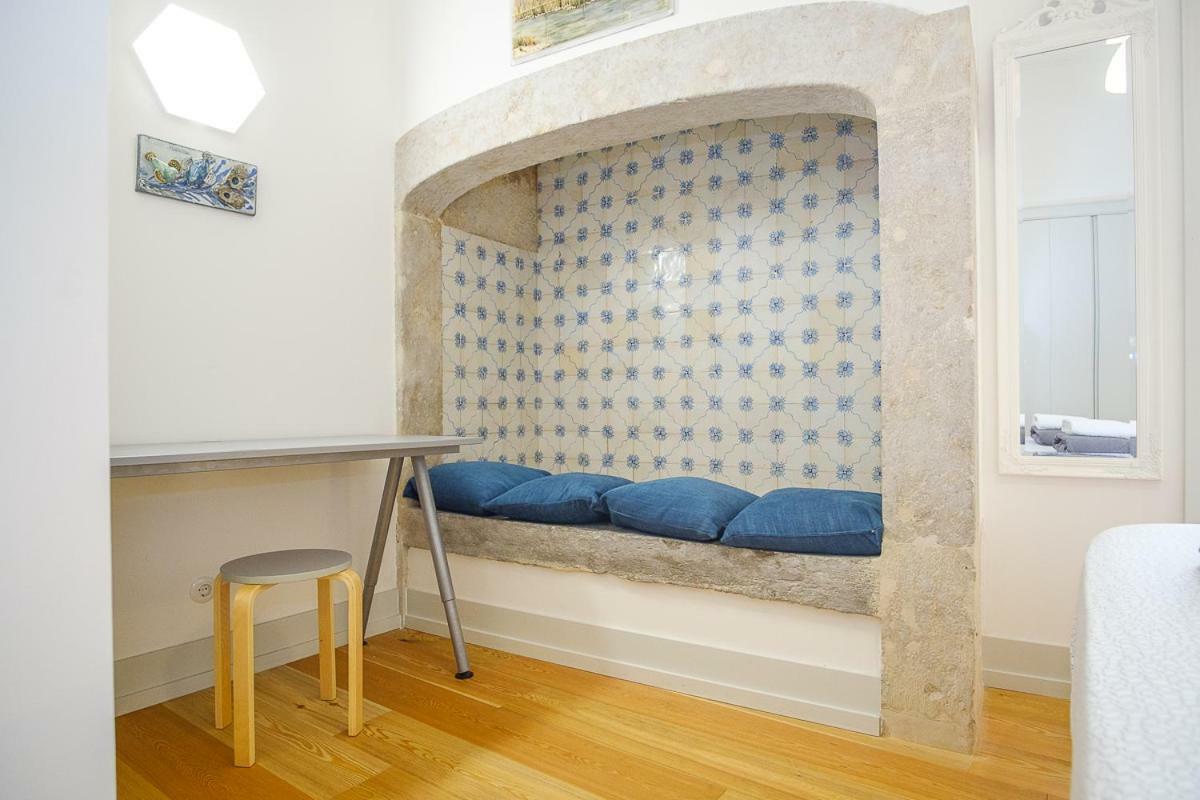 Superb Apartment In Historical Centre Lisbona Esterno foto